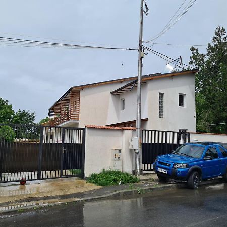 Luca'S Studio 2 ,Close To Therme Bucharest, Airport Otopeni บาโลเตชติ ภายนอก รูปภาพ